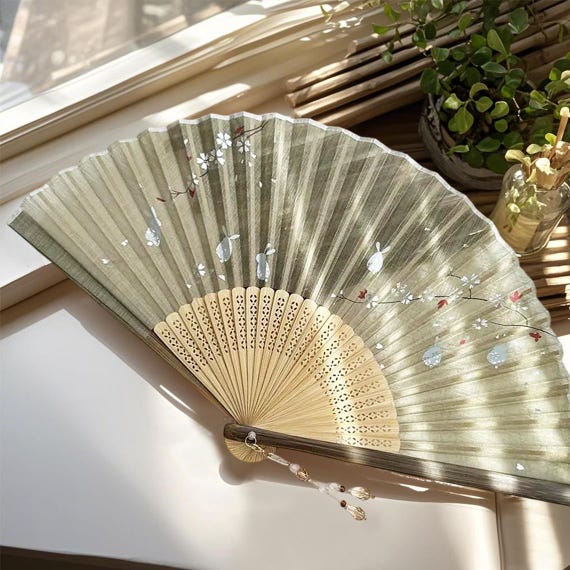 Bamboo Hand Fan with Crystal Pendant for Weddings, Elegant Portable Folding Fans for Wedding Prom, Minimalism Handheld Fans as Party Favors