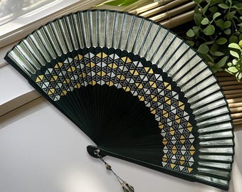 Chic Bamboo Folding Fan, Artistic Gold and Silver Spray Wooden Fan, Stylish Geometric Patterns, Perfect Travel Companion, Gothic Black Fans