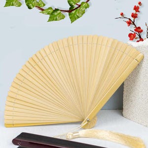 Small Handheld Fan, MINI Bamboo Fan, Hand Fan with Tassels, Elegant Portable Folding Dance Fan, Wedding Party Favor Fan, Hanfu Accessories