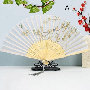 Elegant Birds Flowers Hand Fan, Bamboo Ribs Hand Held Fan, Outdoor Portable Fans, Women's Folding Fan, Handheld Fan for Dance, Wedding Gift