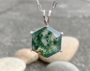 Collier en agate mousse naturelle 20 mm, grand collier à pendentif, collier pour fils, collier d&#39;inspiration naturelle, collier en pierre verte