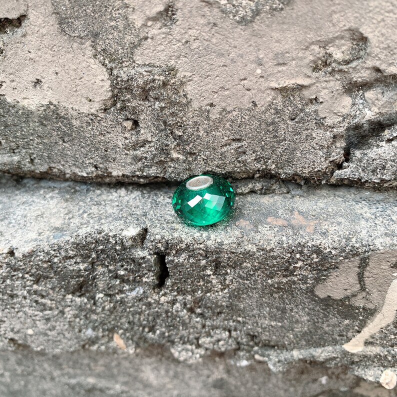 Emerald Bead
