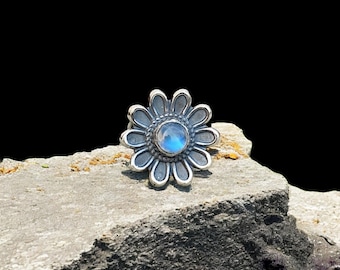 Daisy Flower Charm with Blue Moonstone - Sterling Silver S925 - European Bracelets