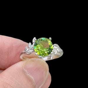 Natural Peridot Ring Sterling Silver, Peridot Ring Vintage, August Birthstone Ring, Natural Inspired Ring, Gemstone Rings Sterling Silver