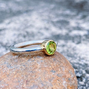 Peridot Ring: 14k Gold Setting, S925 Silver Band, August Birthstone