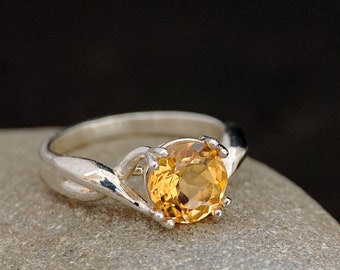Citrine Ring, Unique Style November Birthstone Tiny Citrine Diamond Silver Band Ring, Delicate Crystal Ring Gift For Girlfriend