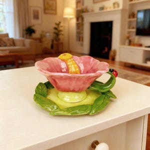 Plantilla para escultura de cerámica con forma de taza de té con flores tropicales: para modelar arcilla a mano (patrón en PDF), instrucciones básicas.