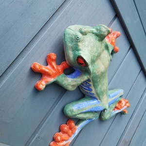 Red Eye Tree Frog Sculpture Template: handbuilding Pottery/Ceramic. download (PDF Pattern)