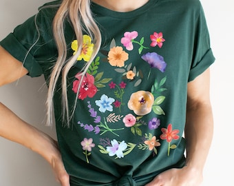 Women's Graphic Tees, Floral T Shirt, Botanical Shirt, Flower Shirt, Flower Shirt Women, Vintage Print, Botanical Print, Narwood Clothier