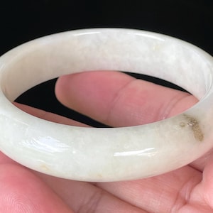Certified Burmese Jadeite Jade Bangle – Icy Milky White, Light Yellow & Honey Hues – Jade Bracelet, Healing Stone, Unisex – 59mm – JB928