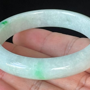 Certified Burmese Jadeite Jade Bangle – Icy Imperial Green & Apple Green, Milky White – Hand-Carved Jade Bracelet, Unisex – 57.4mm – JB919