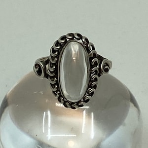 Anillo de cristal de roca, artes y artesanías escandinavas vintage en plata de ley