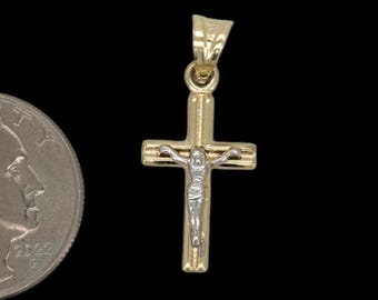 10Kイエローゴールドクロスペンダント、イエス十字架付きツートン