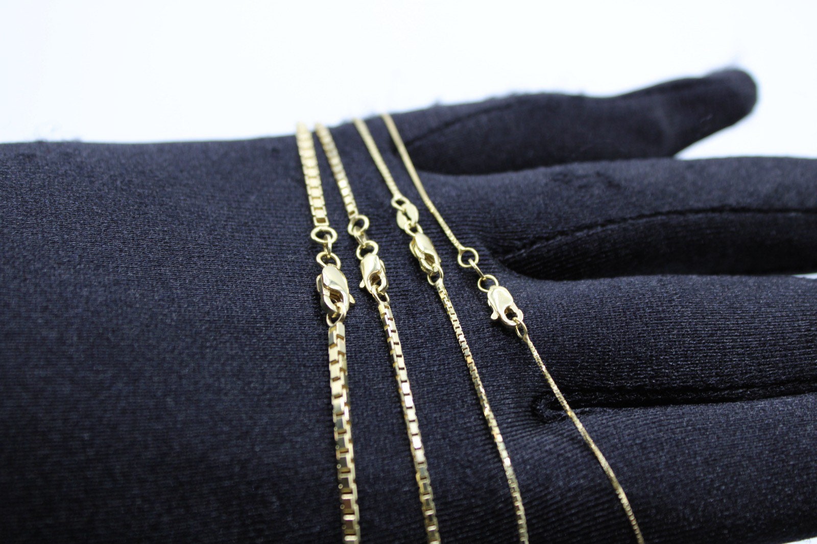Collana Catena A Scatola In Oro Giallo 14k Massiccio - Larghezza 0.8mm, Lunghezza 40-61cm, Chiusura Moschettone, Peso 2g