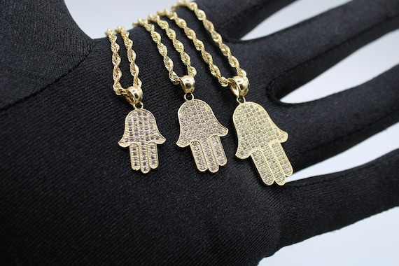 Real pendants for chains deals