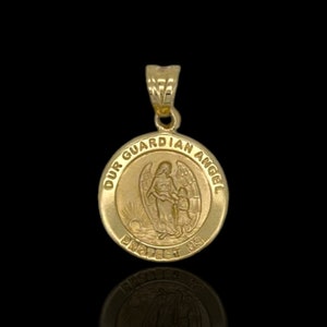 Guardian Angel Medallion Pendant - 14K Yellow Gold