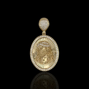 Colgante con medallón de Jesús - Oro amarillo de 14 k