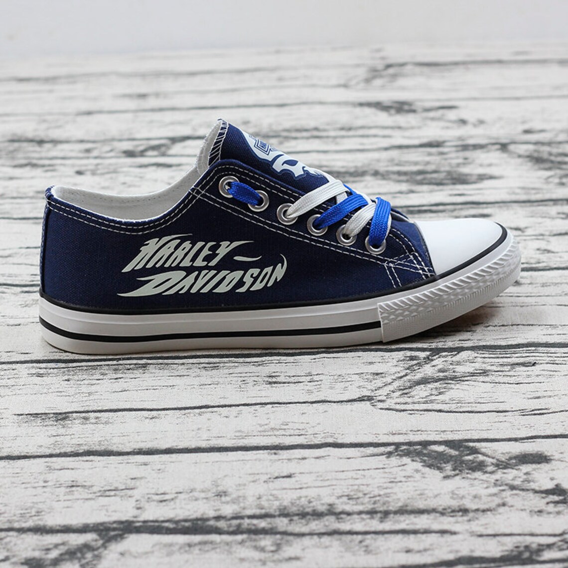 Skull Motorcycle Harley Davidson Luminous Blue Low Top