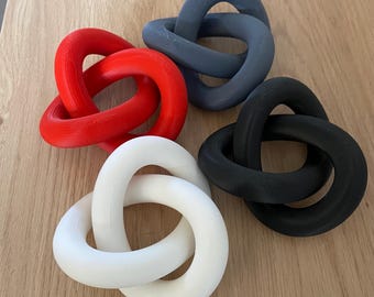 Trefoil Knot Sculpture | Geometric Minimalist Decor | 3D-Printed in the UK