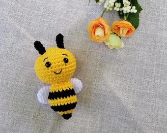 Little bee toy for kids Kawaii plushies small Nature lover gift Kids bee toys