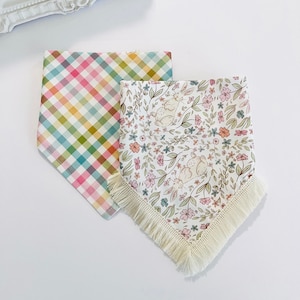 BUNNY BLOOMS Snap-on reversible Dog Bandana, spring gift idea, Personalized boho style dog bandana, Puppy accessories neckwear