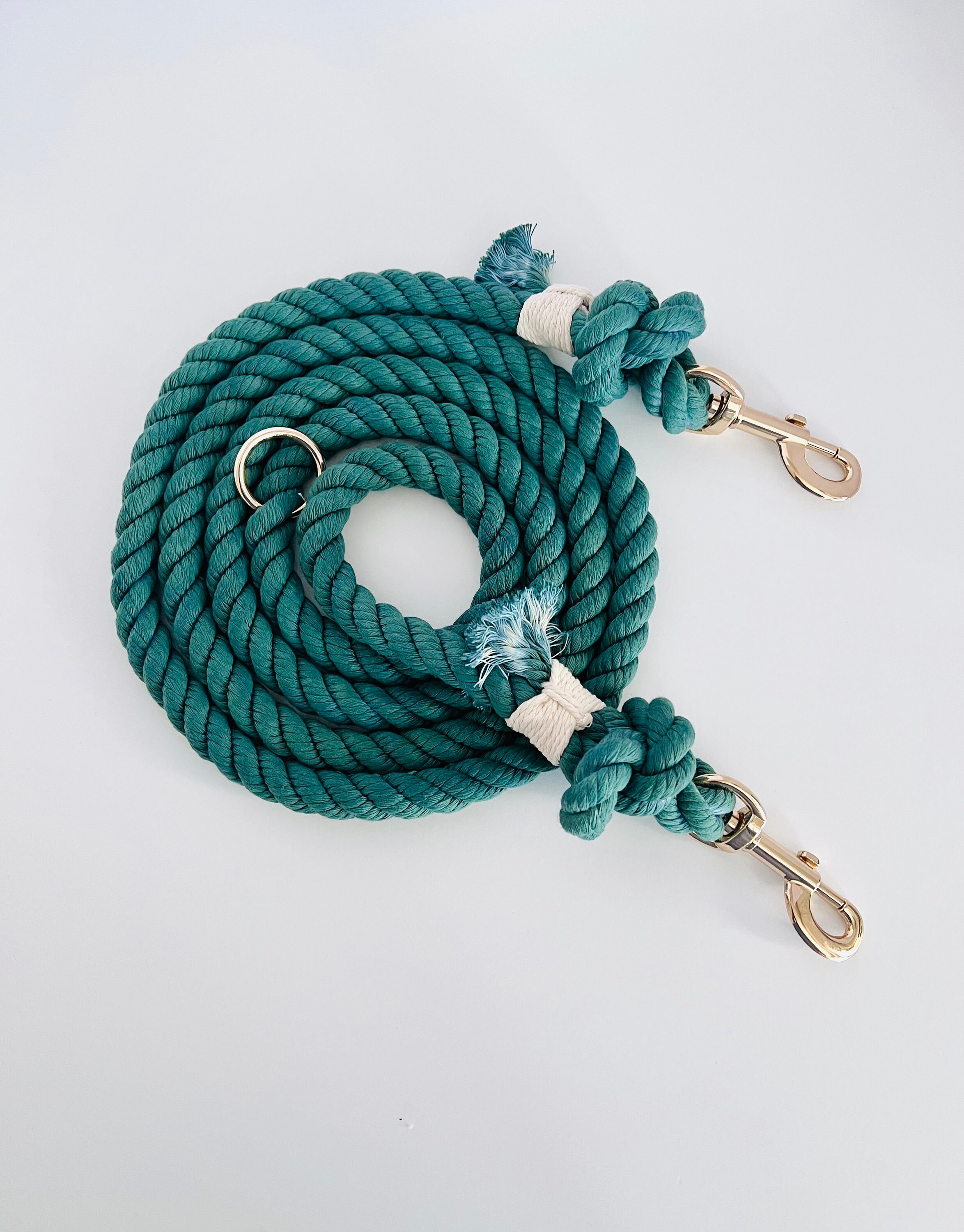 Handmade HANDS-FREE cotton rope leash Eco-friendly dog accessories Puppy walking gear durable and sturdy multipurpose