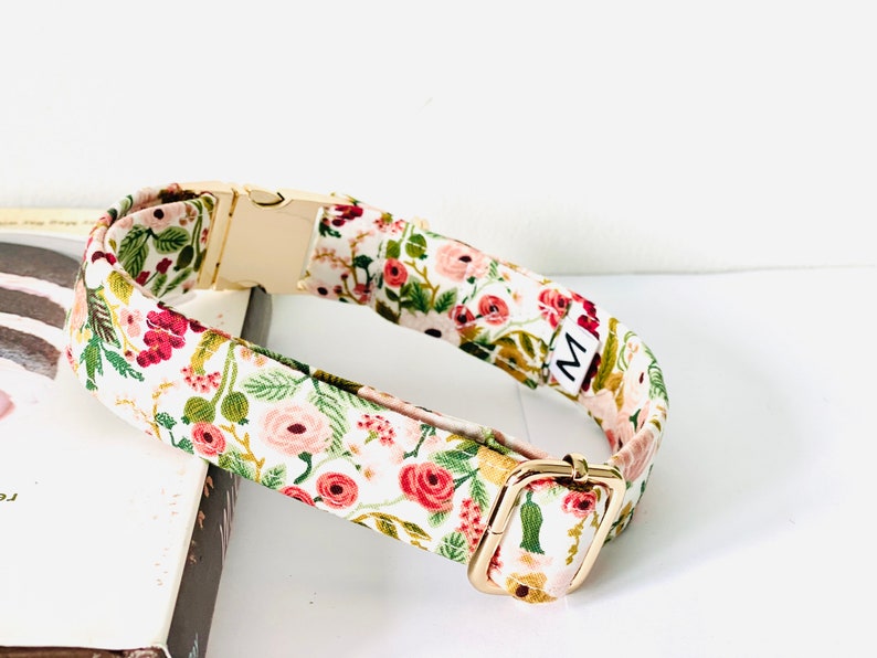 Puppy small adjustable collar Dog Collar Garden Party Peach floral custom pet collar with metal easy release buckle Girl Dog Collar