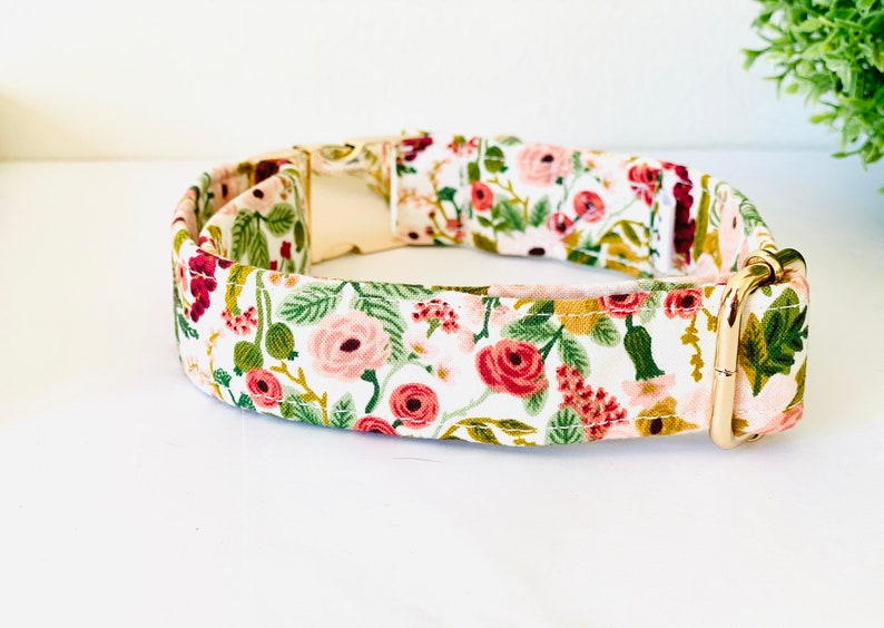 Puppy small adjustable collar Dog Collar Garden Party Peach floral custom pet collar with metal easy release buckle Girl Dog Collar