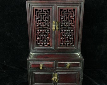 Los gabinetes de palisandro rojo puro tallados a mano antiguos chinos son exquisitos y tienen valor de colección