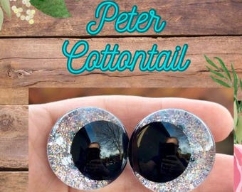 Handpainted Offset Kawaii Safety Eyes, Peter Cottontail, Limited Edition, glitter safety eye, safety eyes, safety eye for amigurumi, 1 set