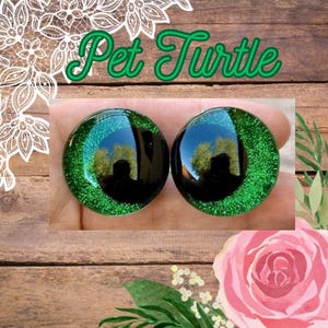 Handpainted Offset Kawaii Safety Eyes, Pet Turtle, glitter safety eyes, handpainted safety eyes, safety eyes for amigurumi, 1 set