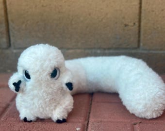 Peluche Brush Buddy all'uncinetto, compagno da spalla snodabile, peluche con coda di filo metallico, fantasia fatta a mano, animale domestico da spalla all'uncinetto, simpatico accessorio per cosplay,