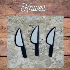 5 coltelli in feltro, occhi spaventosi all'uncinetto amigurumi, lavoretto di Halloween