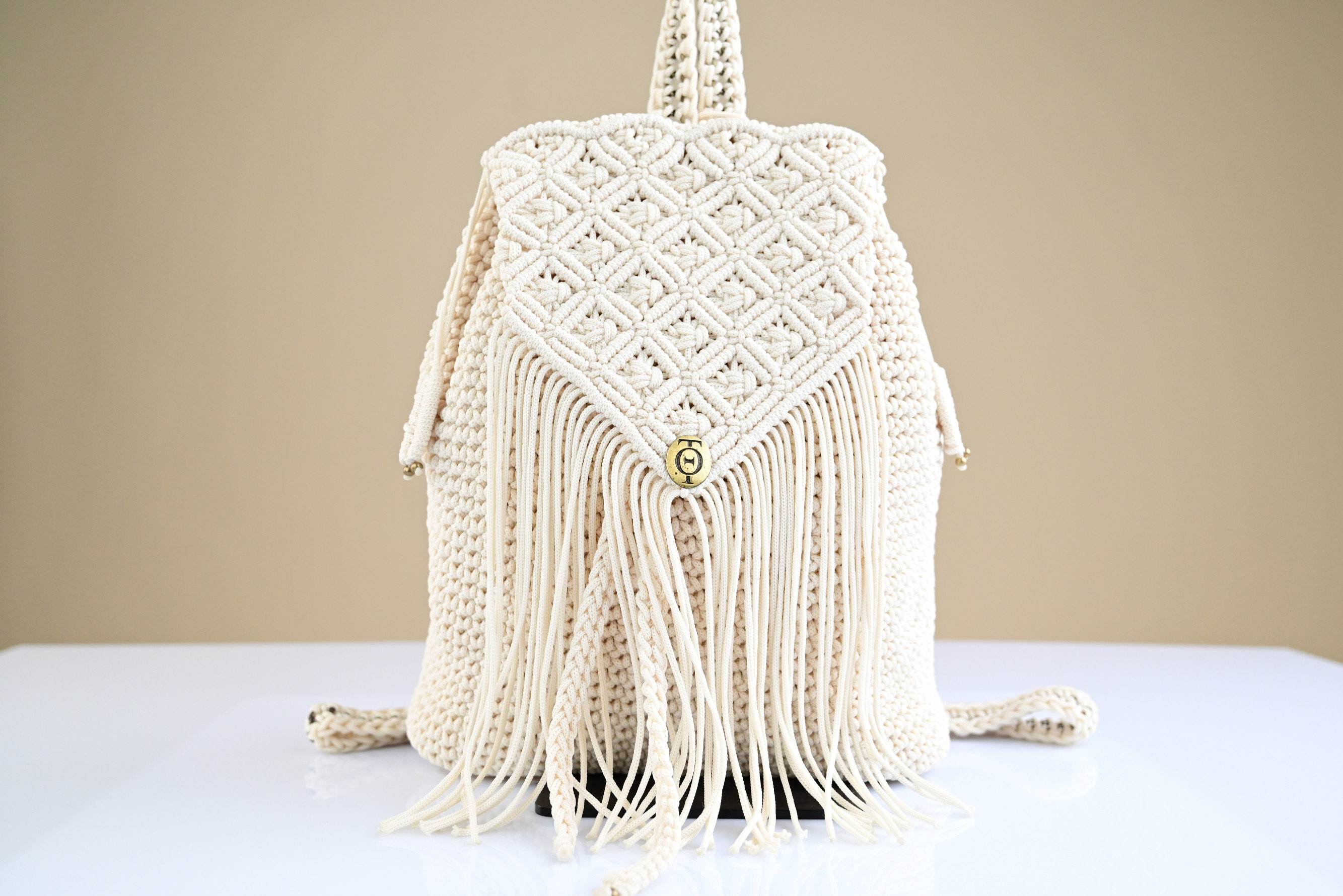 Off-white Crochet Women's Backpack, Macramé Shoulder Bag, Summer Style ...