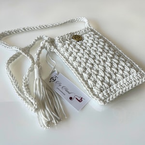 Knitted Cell Phone Holder, Shoulder, Neck, Cross body Phone Pouch, Crochet Mobile Small Bag, Everyday Funny Accessory, Versatile Mini Bag