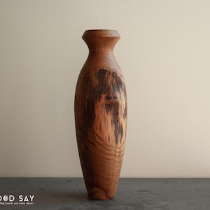 Rustic Oak Wood Vase: Hand-Turned Dried Flower Decor