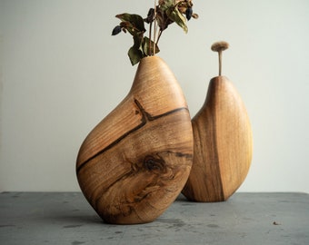 Handcrafted Wooden Vase for Dried Flowers, Solid Walnut hardwood, Minimalist  Home Decor, Bespoke