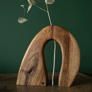 Minimalist Wooden Vase for Dried Flowers Arrangement, Wabi sabi Decoration, Handmade Solid Walnut, Bespoke