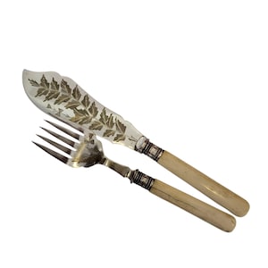 Vintage Bone Handle Fish Server Set – Elegant Etched Knife & Fork – Knife 29cm – Collectible Tableware
