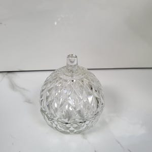 Vintage Lead Crystal Apple Trinket Box | 8.5cm / 3.3&quot; | Cut Glass Apple Keepsake Dish | Ring Holder | Vanity Gift | Clear Crystal Box