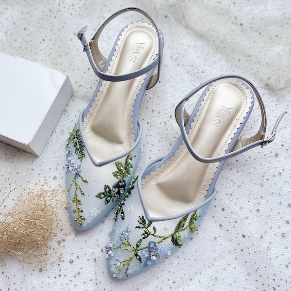 Blauer Spitzschuh mit grüner Blattstickerei, Gartenparty Komfortschuh, tropisch elegante Wohnungen
