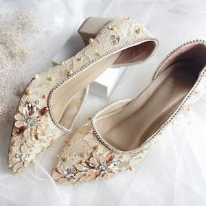 light gold lace party pumps shoes, elegant beaded classy bridal shoes, simple formal custom flat shoe, champagne rhinestone princess shoe