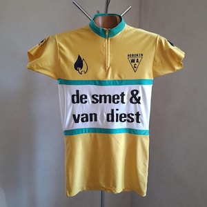 Vintage 80&#39;s Dutch simple yellow, white and Green thin stretchy short sleeve cycling jersey, size M