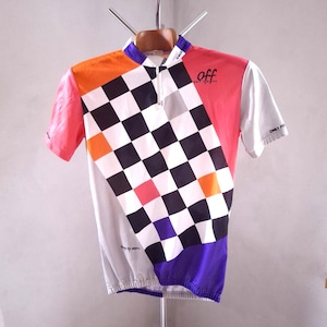 Vintage 90s Italian short sleeve cycling jersey with geometrical pattern, size L