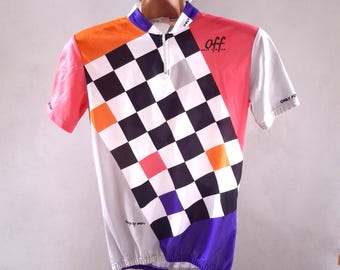 Vintage 90s Italian short sleeve cycling jersey with geometrical pattern, size L