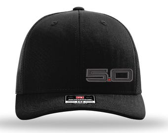 5.0 2024+ MUSTANG BLACKOUT SNAPBACK