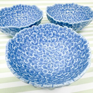 Set of 3 Blue Hydrangea Tidbit Bowls image 6