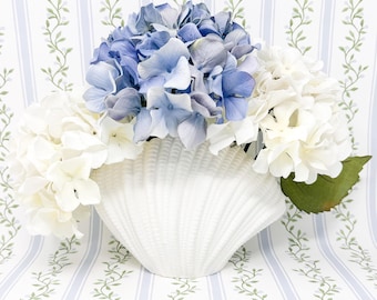 White Shell Ceramic Vases
