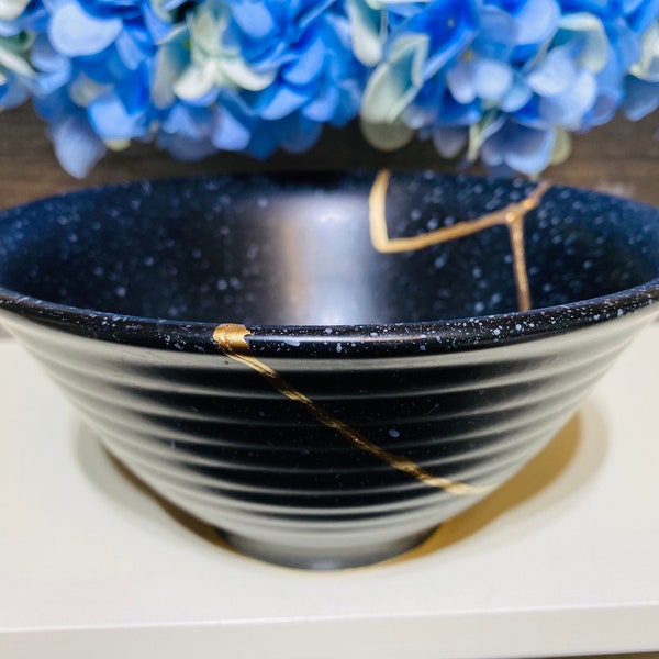 Kintsugi Bowl, Kintsugi Gifts, Home Decor, Gifts for Her, Minimalist Style, Home Gifts, Kintsugi Repaired Large Black Stoneware Speckle Bowl