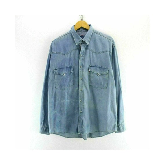 Vintage Levi's Men's Denim Shirt Light Blue Size X